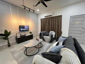 FunkyVila4 14PAX 4BR Near188Tower, ArtStreet, HTTA